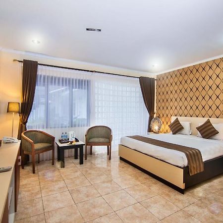 Grand Prioritas Hotel Bogor Ngoại thất bức ảnh